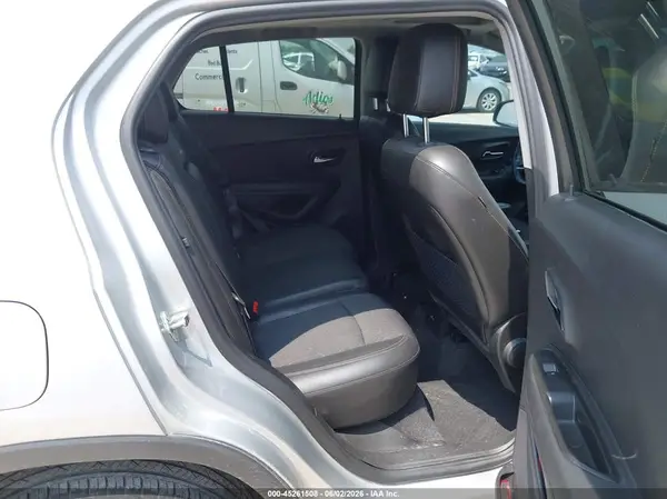 3GNCJLSB8LL182037 2020 CHEVROLET TRAX - Image 8