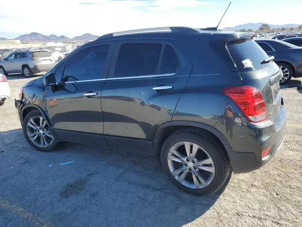 3GNCJLSB8LL201654 2020 CHEVROLET TRAX - Image 2