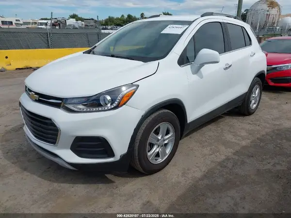 3GNCJLSB8LL223282 2020 CHEVROLET TRAX - Image 2