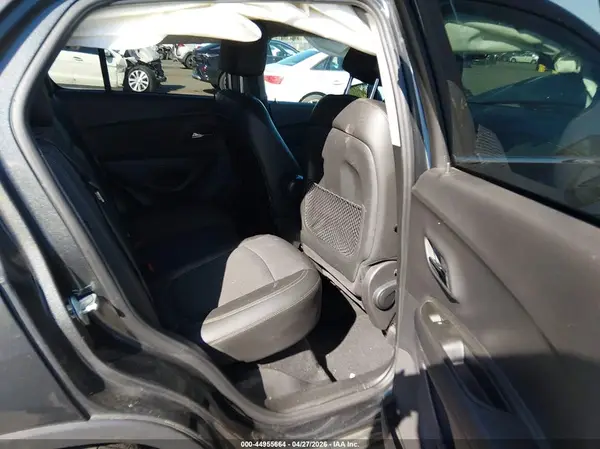 3GNCJLSB8LL226490 2020 CHEVROLET TRAX - Image 8