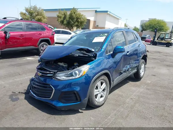 3GNCJLSB8LL226750 2020 CHEVROLET TRAX - Image 2