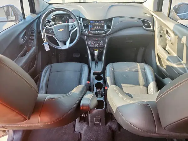 3GNCJLSB8LL231933 2020 CHEVROLET TRAX - Image 8