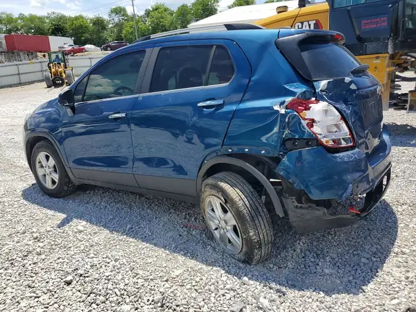3GNCJLSB8LL233844 2020 CHEVROLET TRAX - Image 2
