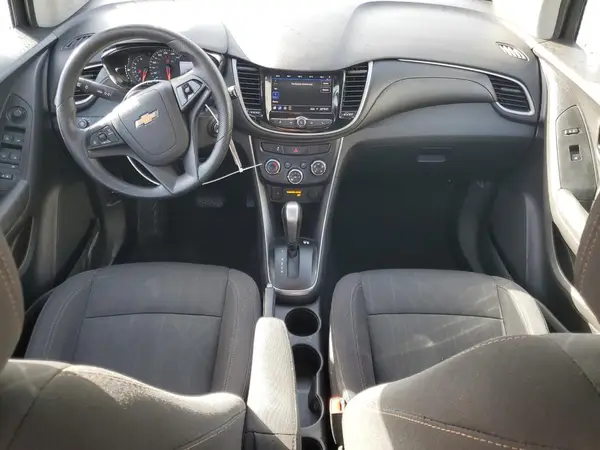 3GNCJLSB8LL240681 2020 CHEVROLET TRAX - Image 8