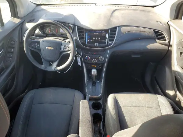 3GNCJLSB8LL269985 2020 CHEVROLET TRAX - Image 8
