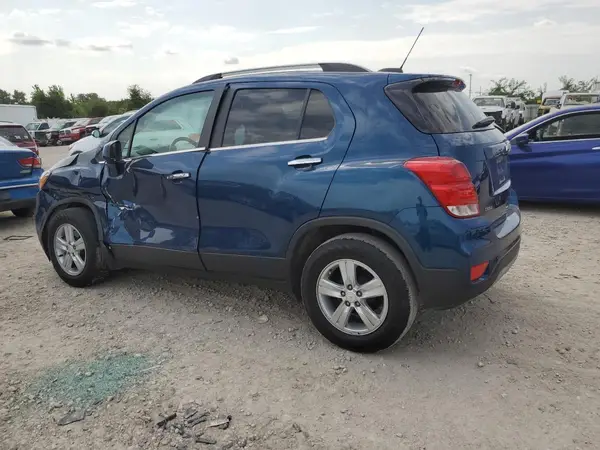 3GNCJLSB8LL278959 2020 CHEVROLET TRAX - Image 2