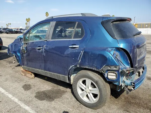 3GNCJLSB8LL296054 2020 CHEVROLET TRAX - Image 2