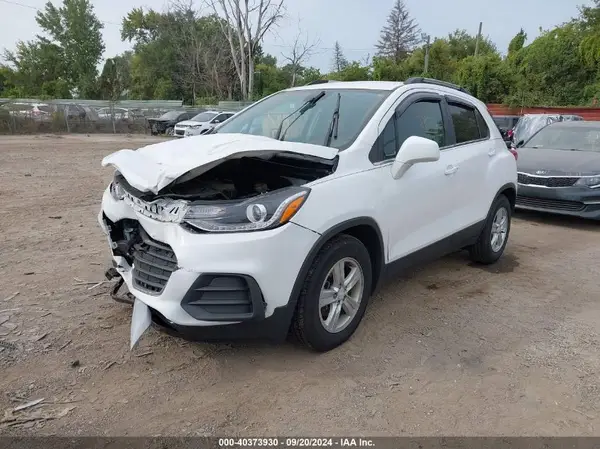 3GNCJLSB8LL300359 2020 CHEVROLET TRAX - Image 2
