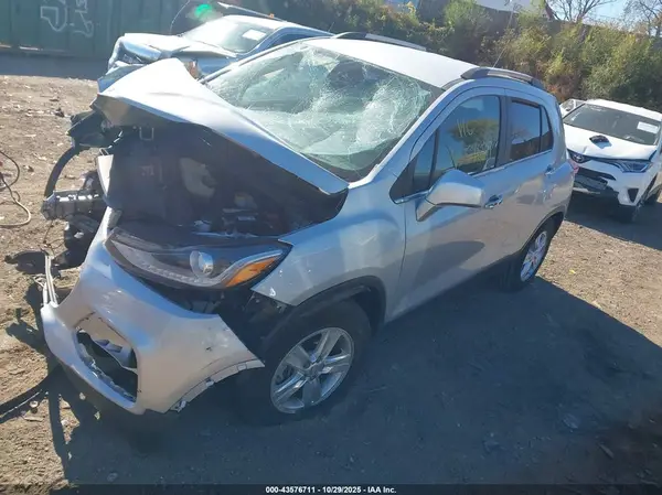 3GNCJLSB8LL311247 2020 CHEVROLET TRAX - Image 2
