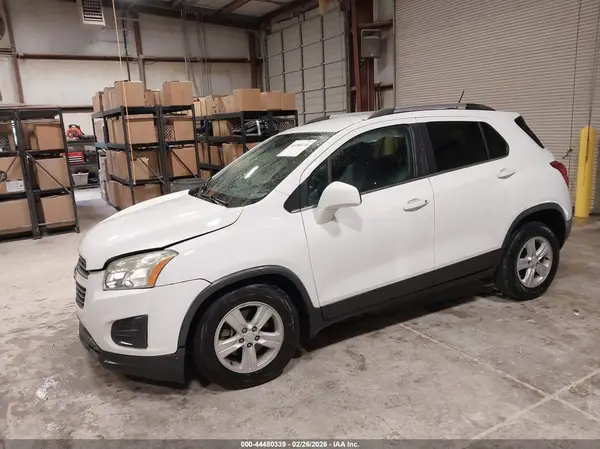 3GNCJLSB9GL168993 2016 CHEVROLET TRAX - Image 2