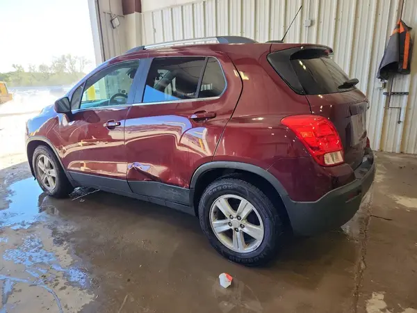 3GNCJLSB9GL185843 2016 CHEVROLET TRAX - Image 2