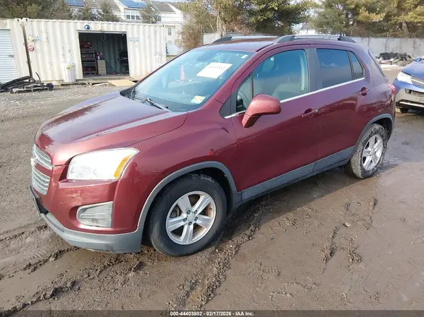 3GNCJLSB9GL196650 2016 CHEVROLET TRAX - Image 2
