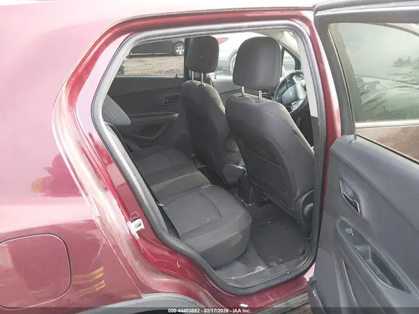 3GNCJLSB9GL196650 2016 CHEVROLET TRAX - Image 8