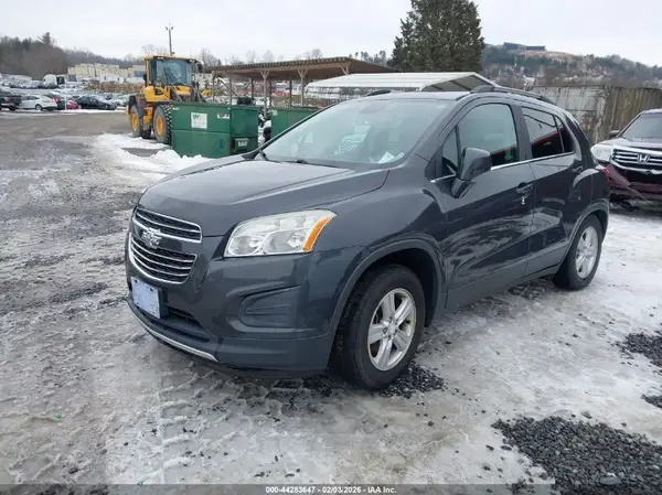 3GNCJLSB9GL248729 2016 CHEVROLET TRAX - Image 2