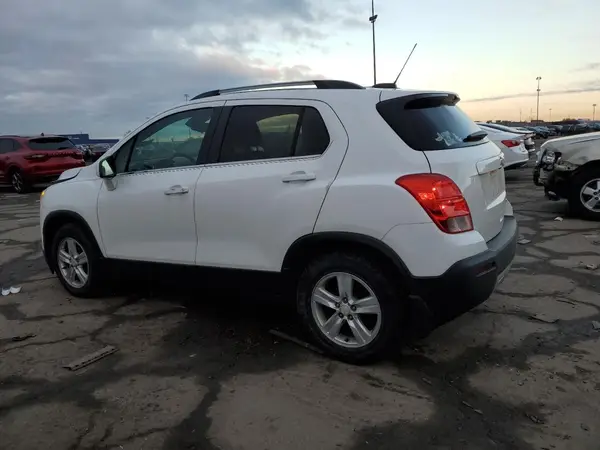 3GNCJLSB9GL256930 2016 CHEVROLET TRAX - Image 2