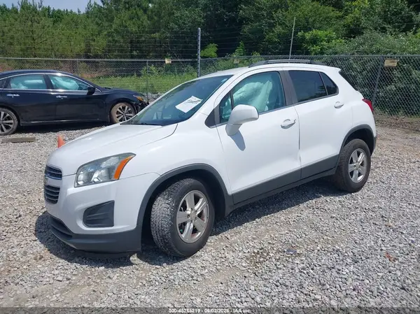 3GNCJLSB9GL272478 2016 CHEVROLET TRAX - Image 2
