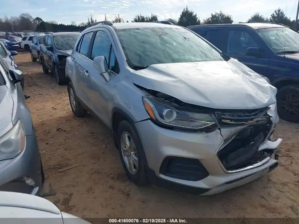 3GNCJLSB9HL146316 2017 CHEVROLET TRAX - Image 1