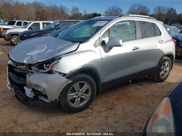 3GNCJLSB9HL146316 2017 CHEVROLET TRAX - Image 2