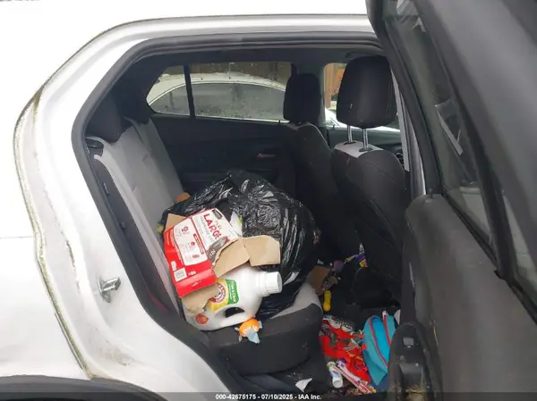 3GNCJLSB9HL163844 2017 CHEVROLET TRAX - Image 8