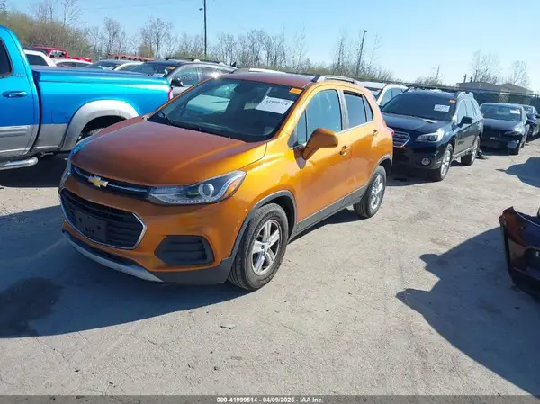 3GNCJLSB9HL170941 2017 CHEVROLET TRAX - Image 2