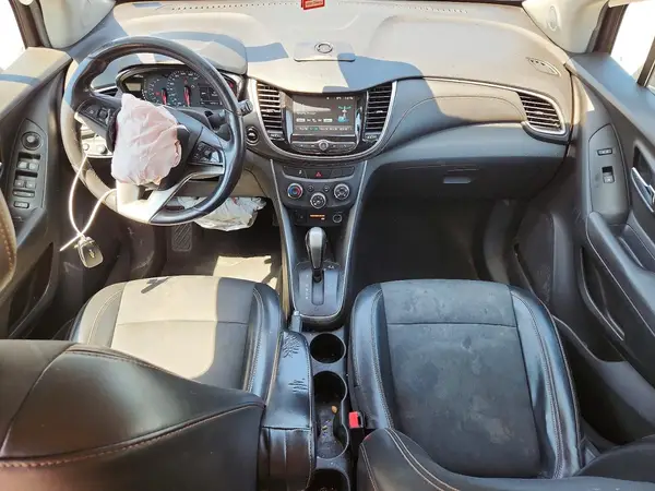 3GNCJLSB9HL204117 2017 CHEVROLET TRAX - Image 8
