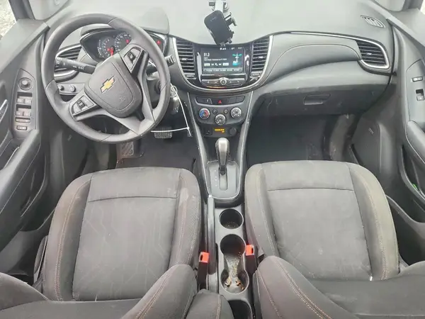 3GNCJLSB9HL214307 2017 CHEVROLET TRAX - Image 8