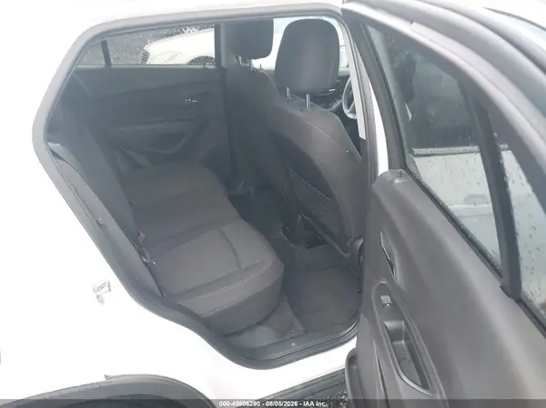 3GNCJLSB9HL227834 2017 CHEVROLET TRAX - Image 8