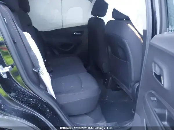 3GNCJLSB9HL237294 2017 CHEVROLET TRAX - Image 8