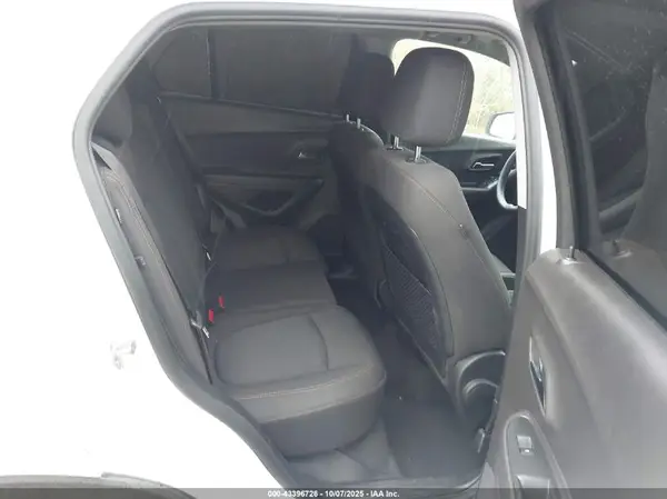 3GNCJLSB9HL267556 2017 CHEVROLET TRAX - Image 8