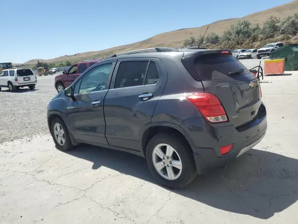 3GNCJLSB9HL268321 2017 CHEVROLET TRAX - Image 2