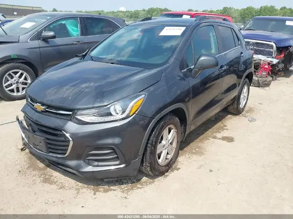 3GNCJLSB9HL280288 2017 CHEVROLET TRAX - Image 2