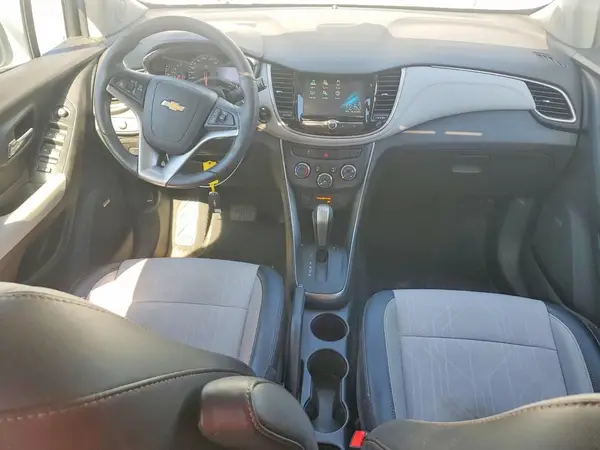 3GNCJLSB9HL281182 2017 CHEVROLET TRAX - Image 8