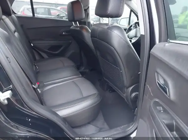 3GNCJLSB9HL288195 2017 CHEVROLET TRAX - Image 8