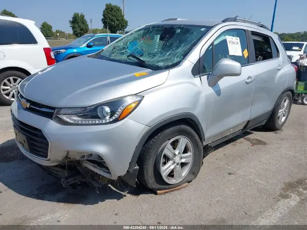 3GNCJLSB9HL290268 2017 CHEVROLET TRAX - Image 2