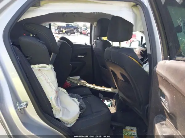 3GNCJLSB9HL290268 2017 CHEVROLET TRAX - Image 8