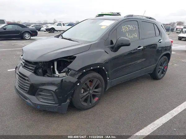 3GNCJLSB9JL164336 2018 CHEVROLET TRAX - Image 2
