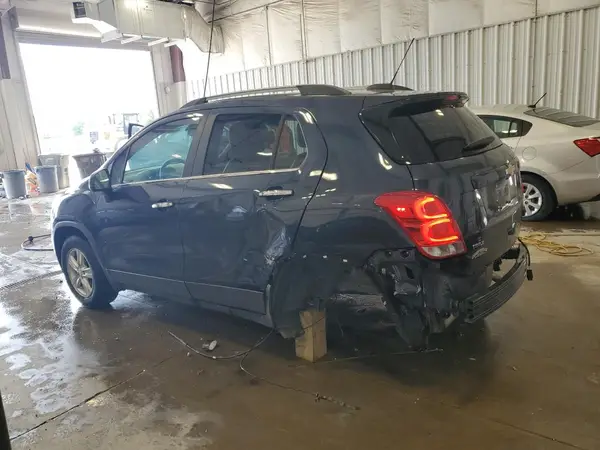 3GNCJLSB9JL168838 2018 CHEVROLET TRAX - Image 2