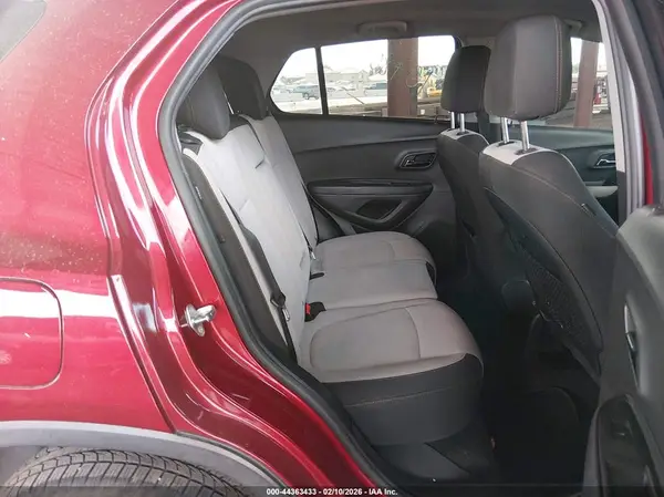 3GNCJLSB9JL274237 2018 CHEVROLET TRAX - Image 8