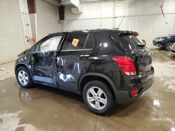 3GNCJLSB9JL293886 2018 CHEVROLET TRAX - Image 2