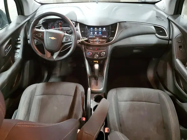 3GNCJLSB9JL303557 2018 CHEVROLET TRAX - Image 8