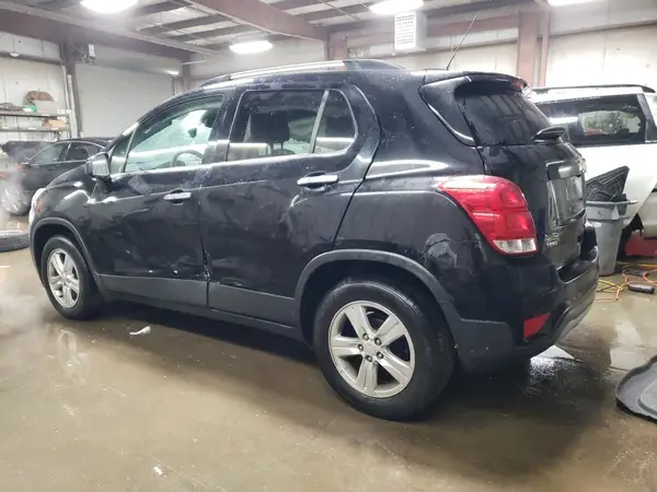 3GNCJLSB9JL311044 2018 CHEVROLET TRAX - Image 2