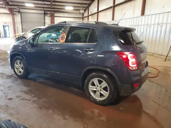3GNCJLSB9JL323940 2018 CHEVROLET TRAX - Image 2