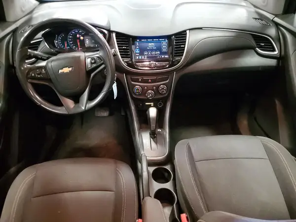 3GNCJLSB9JL323940 2018 CHEVROLET TRAX - Image 8