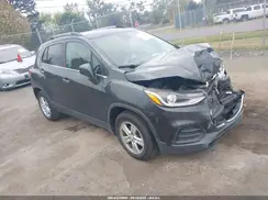 3GNCJLSB9JL325865 2018 CHEVROLET TRAX