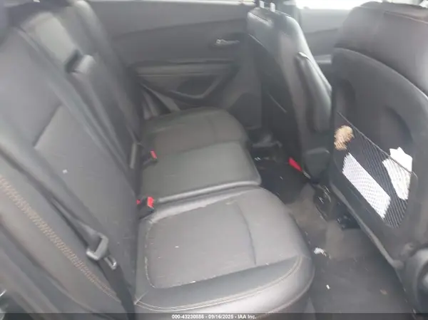 3GNCJLSB9JL325865 2018 CHEVROLET TRAX - Image 8