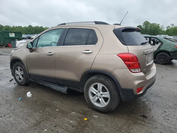 3GNCJLSB9JL328572 2018 CHEVROLET TRAX - Image 2