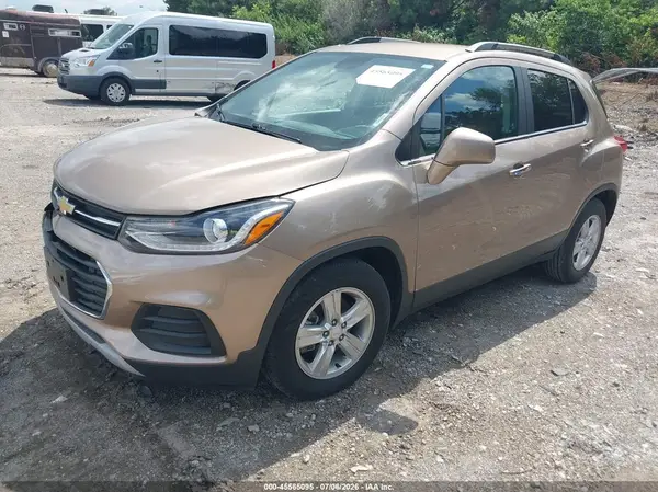 3GNCJLSB9JL351091 2018 CHEVROLET TRAX - Image 2