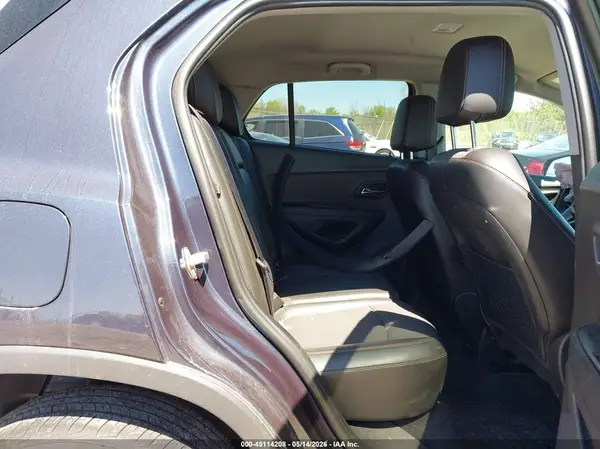 3GNCJLSB9JL360860 2018 CHEVROLET TRAX - Image 8