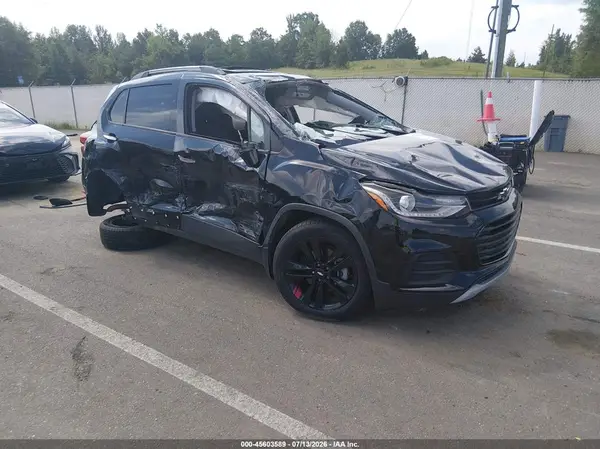 3GNCJLSB9JL373401 2018 CHEVROLET TRAX - Image 1