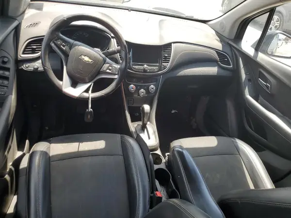 3GNCJLSB9JL377562 2018 CHEVROLET TRAX - Image 8